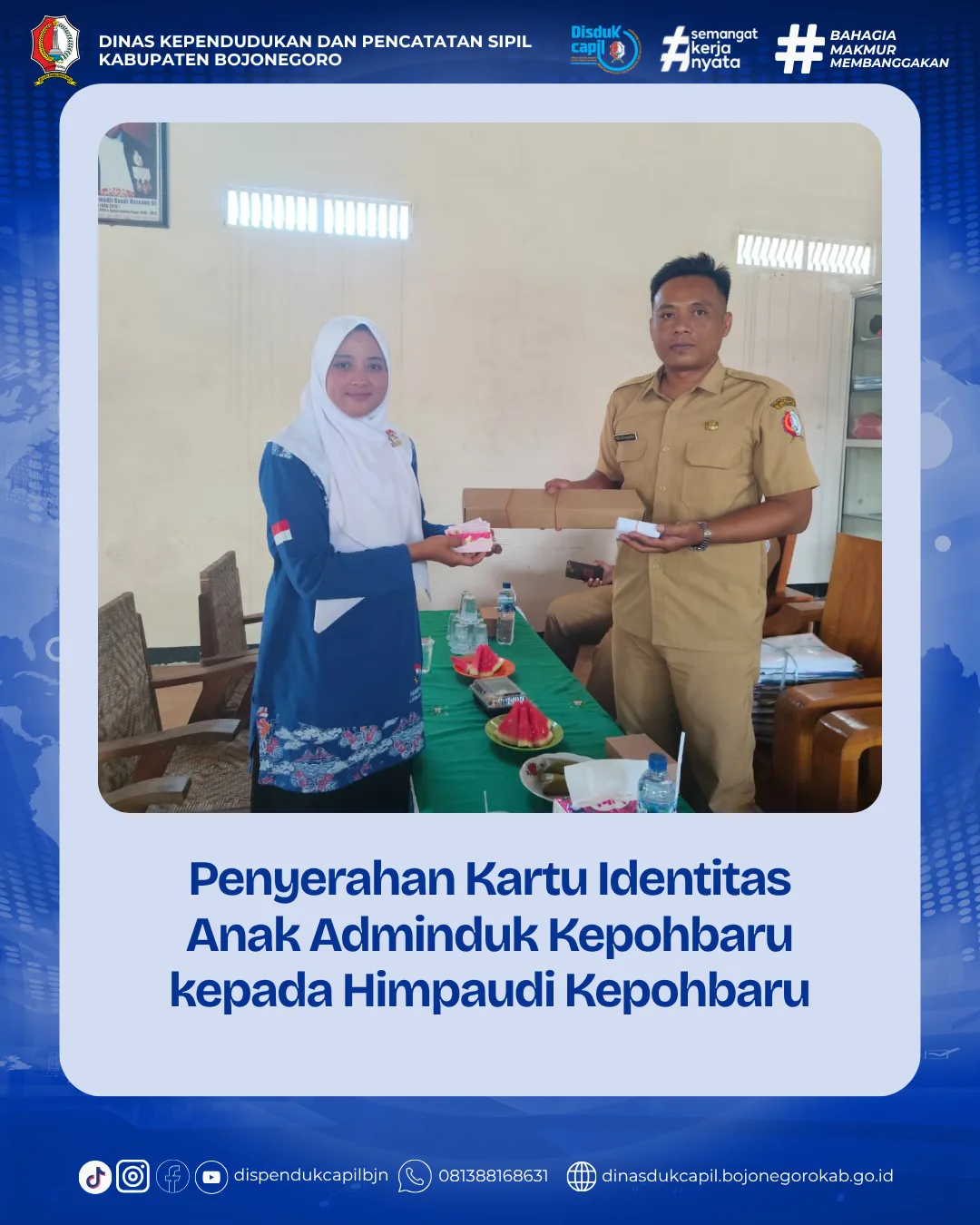 Penyerahan Kartu Identitas Anak kepada HIMPAUDI Kepohbaru