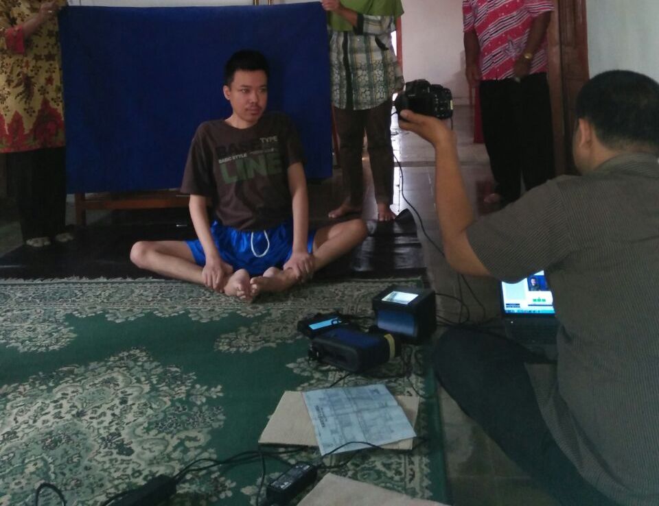 Perekaman KTP-el bagi warga Bojonegoro yang menyandang Difabel